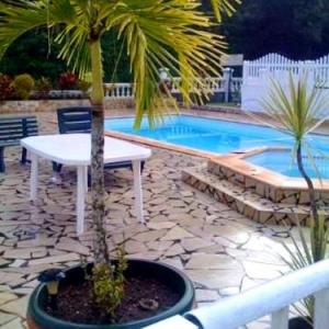 Apartment with 5 bedrooms in Le Gosier with shared pool enclosed garden and WiFi 5 km from the beach